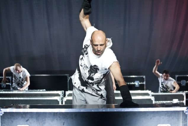 Piekielna zapiekanka stereotypów, czyli terapia śmiechem w teatrze