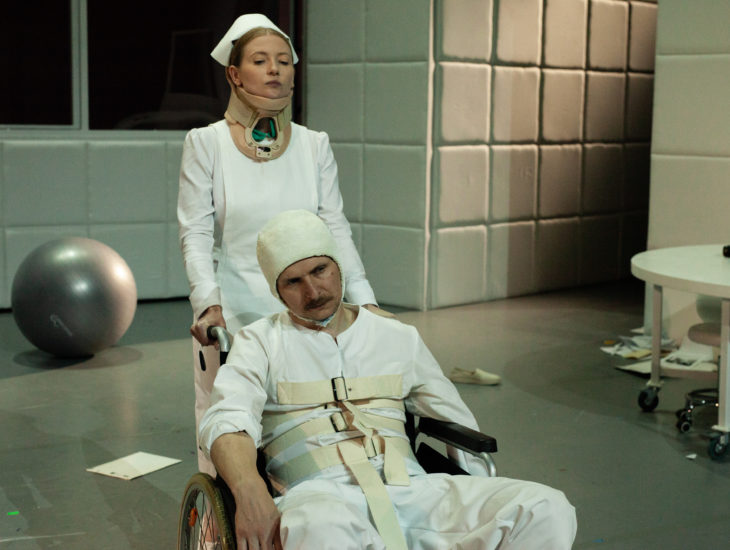 O małych wariatach, co odwagi szukali