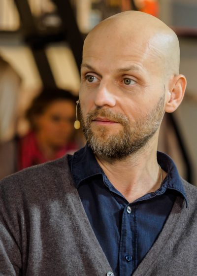 Ludzie bali się mówić, co naprawdę myślą Ludzie bali się mówić, co naprawdę myślą
