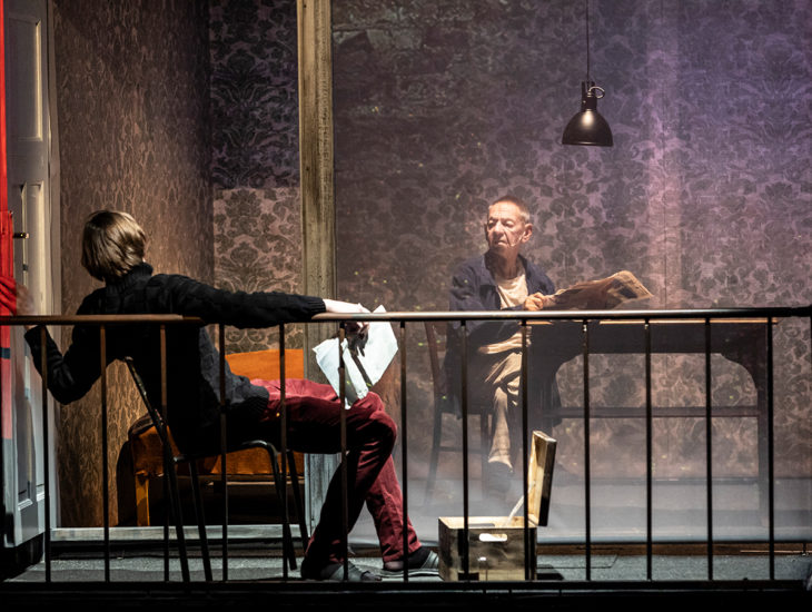 Przekroczyć barierę milczenia