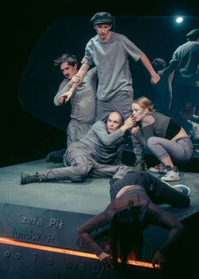 Siódemka. SzÓs Polskich Królowa